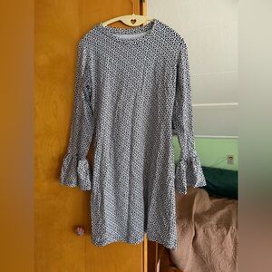 NWT Black and White Patterned IBKUL Golf Dress with Bell Sleeves